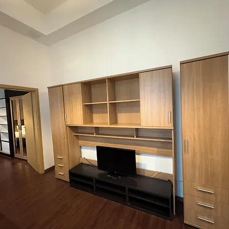 Gozsdu Court بودابست