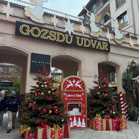 Gozsdu Court فندق 3*