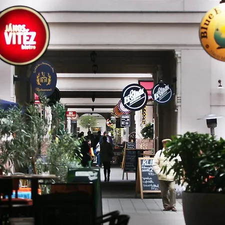 Hotel Gozsdu Court Budapest