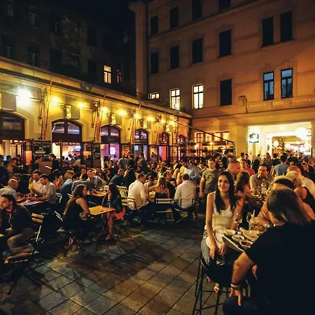 Gozsdu Court Budapest