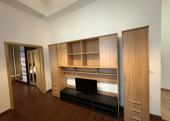 Gozsdu Court 3*