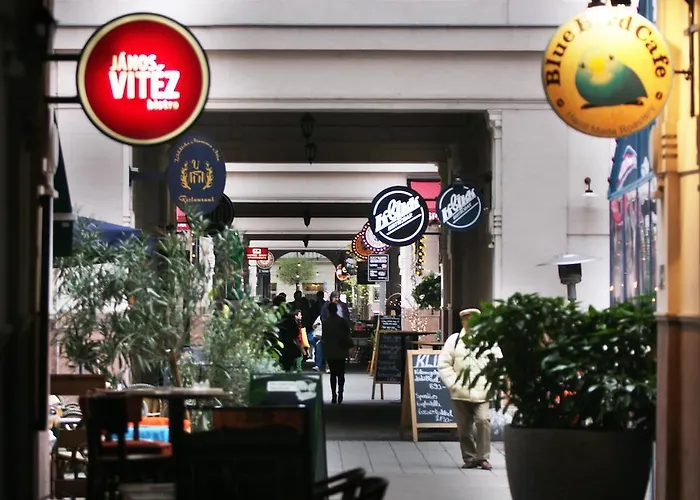 Hotel Gozsdu Court Budapest