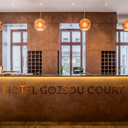 Gozsdu Court 3*