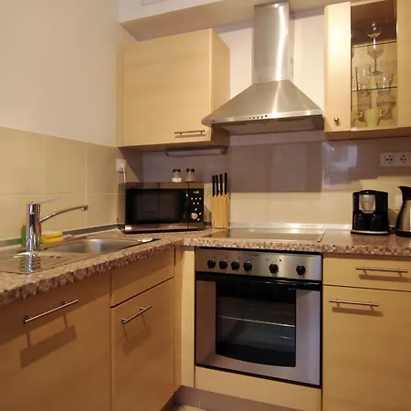 Gozsdu Court Hotel 3*